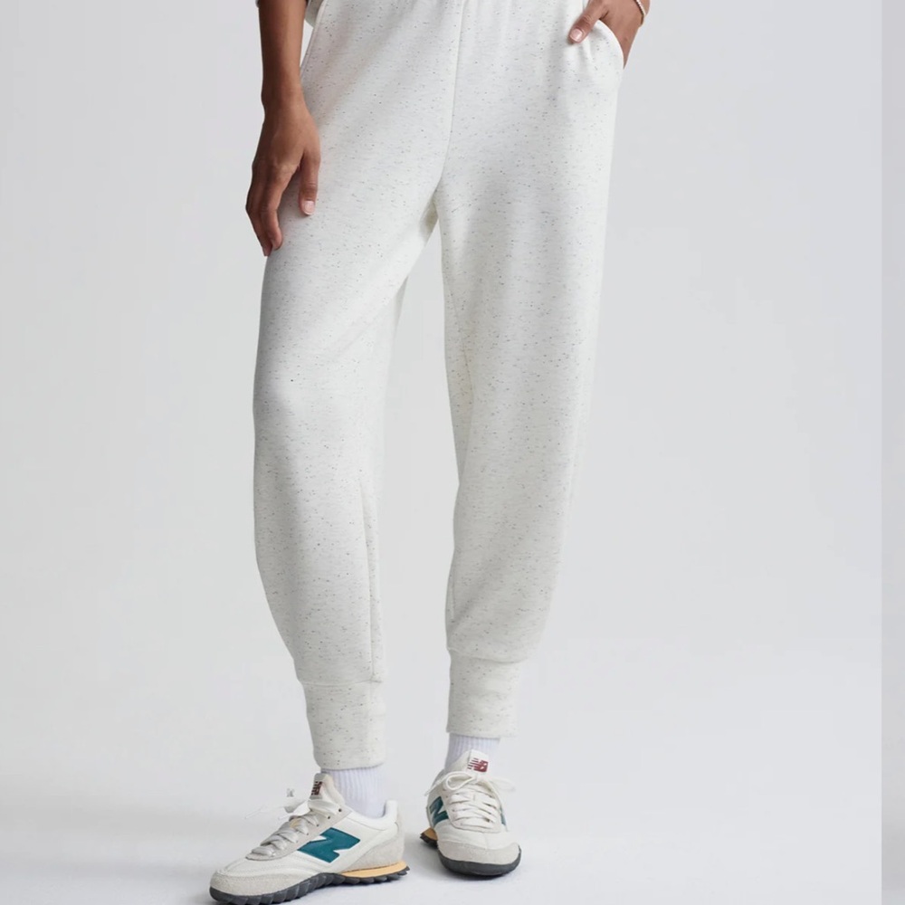 Varley Slim Cuff Pant 25” - Picture 3 of 6